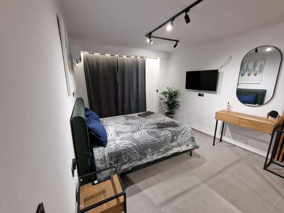 Patras Blue Sea And Sky Deluxe Apartment Экстерьер фото